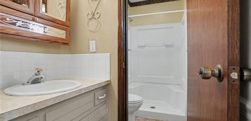 2100 Crescent Drive, Liberty, MO 64068