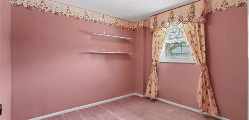 2100 Crescent Drive, Liberty, MO 64068