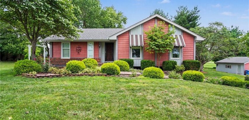 2100 Crescent Drive, Liberty, MO 64068