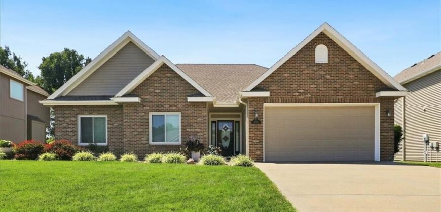 13030 NW Ridgeview Drive, Platte City, MO 64079