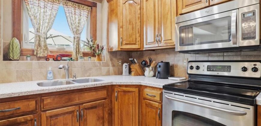 13030 NW Ridgeview Drive, Platte City, MO 64079