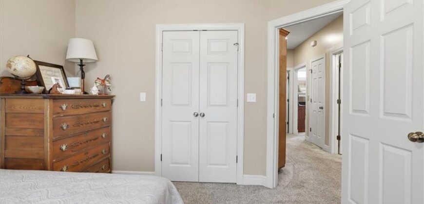 13030 NW Ridgeview Drive, Platte City, MO 64079