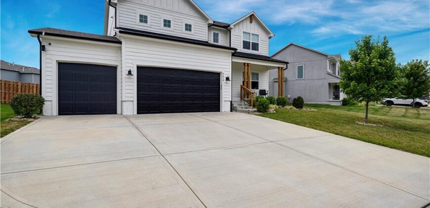 6613 NW 106th Street, Kansas City, MO 64154