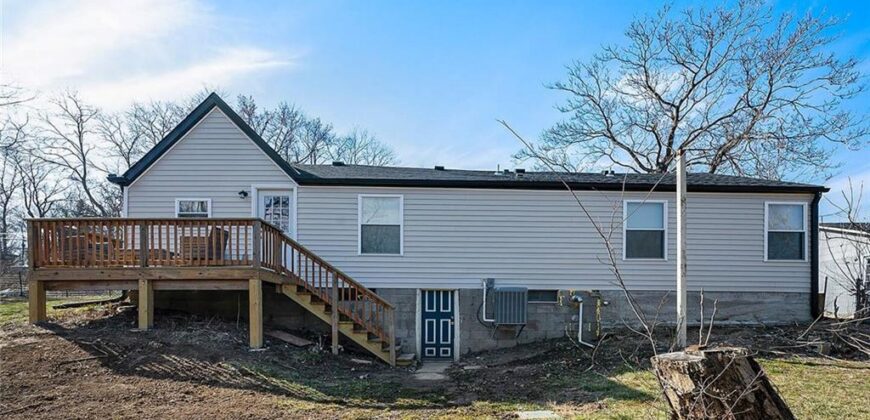 5227 N Merrimac Avenue, Kansas City, MO 64151