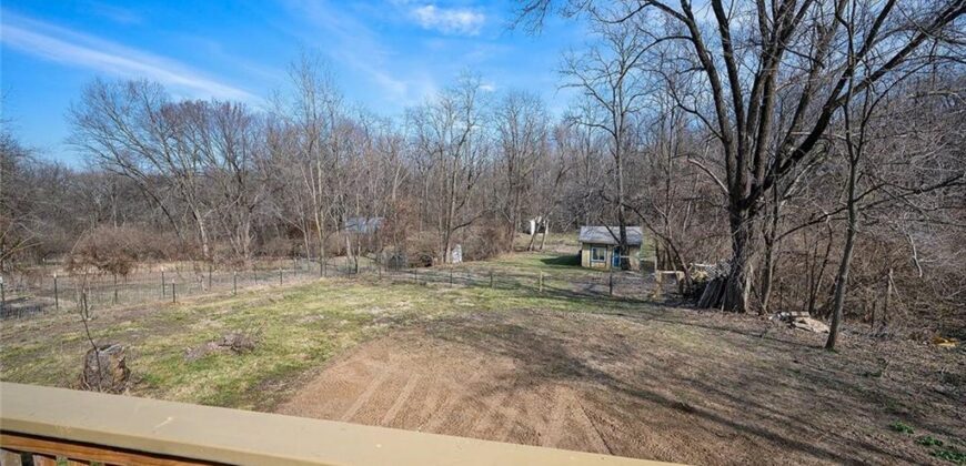 5227 N Merrimac Avenue, Kansas City, MO 64151