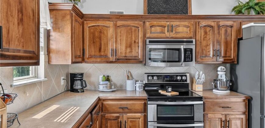 901 N Birch Street, Kearney, MO 64060