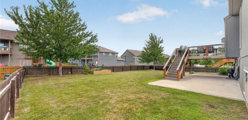 901 N Birch Street, Kearney, MO 64060
