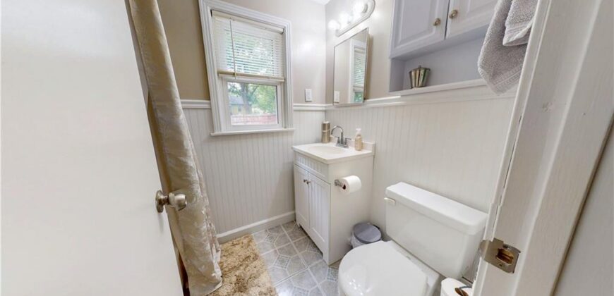 3627 N Walrond Avenue, Kansas City, MO 64117