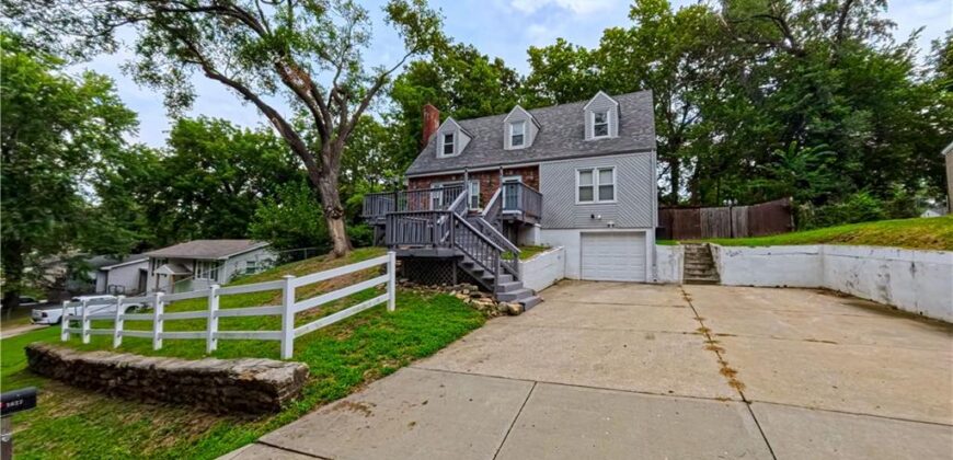 3627 N Walrond Avenue, Kansas City, MO 64117