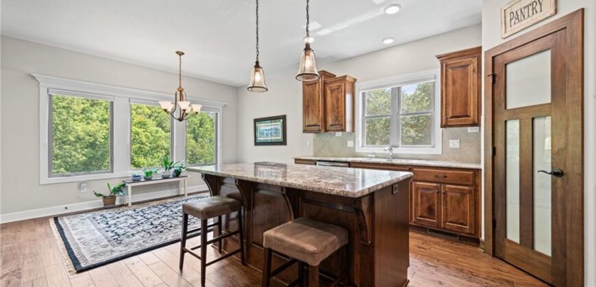 13365 N Silver Ridge Drive, Platte City, MO 64079