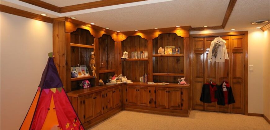 500 NW 44 Terrace, Gladstone, MO 64116