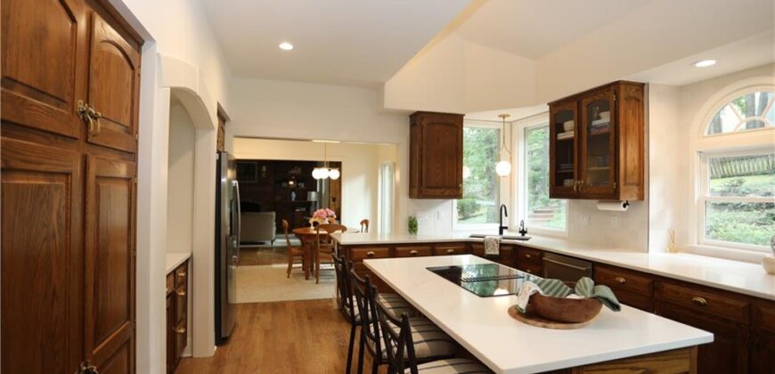 500 NW 44 Terrace, Gladstone, MO 64116