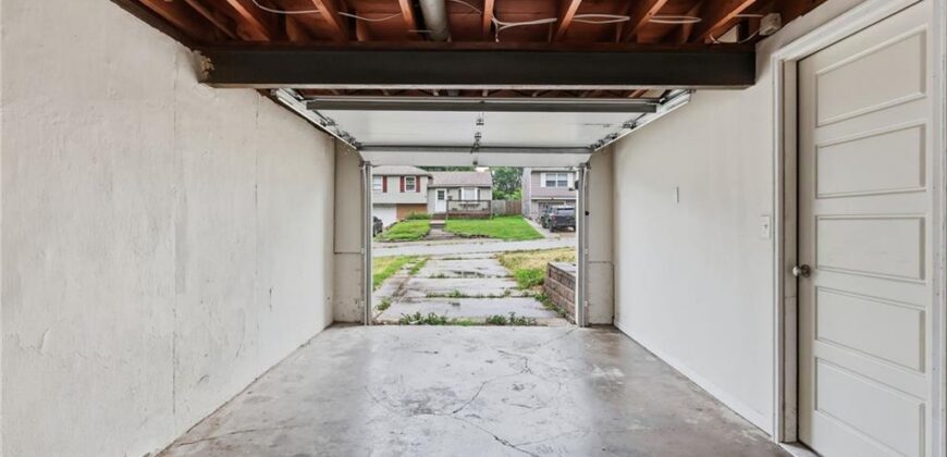 4912 N Smalley Avenue, Kansas City, MO 64119