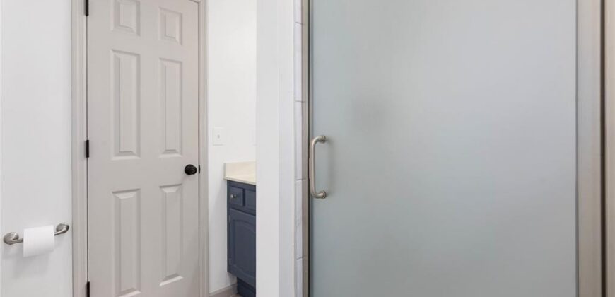 331 Westwoods Circle, Liberty, MO 64068