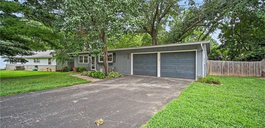 3626 N LISTER Avenue, Kansas City, MO 64117