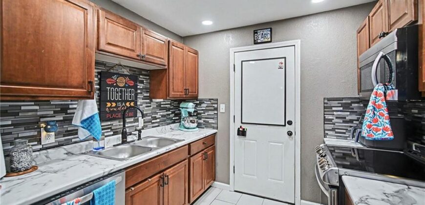 3626 N LISTER Avenue, Kansas City, MO 64117