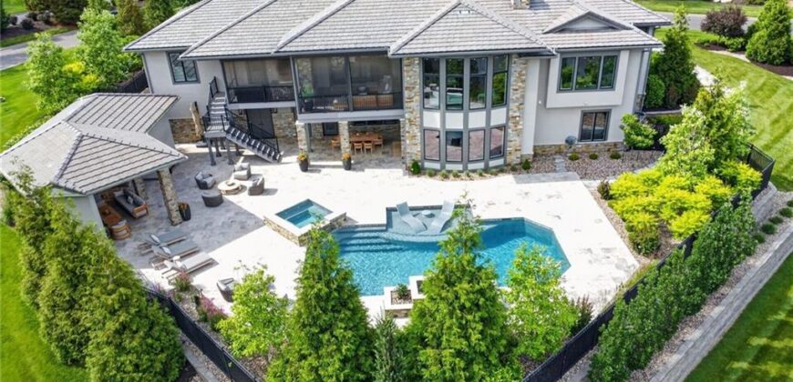 8085 Green Glades Court, Kansas City, MO 64152