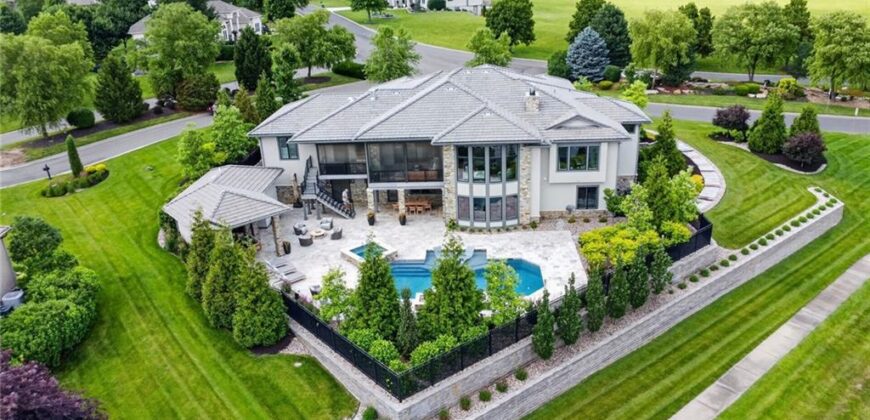 8085 Green Glades Court, Kansas City, MO 64152