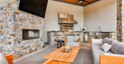 8085 Green Glades Court, Kansas City, MO 64152