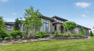 8085 Green Glades Court, Kansas City, MO 64152