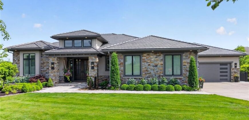 8085 Green Glades Court, Kansas City, MO 64152