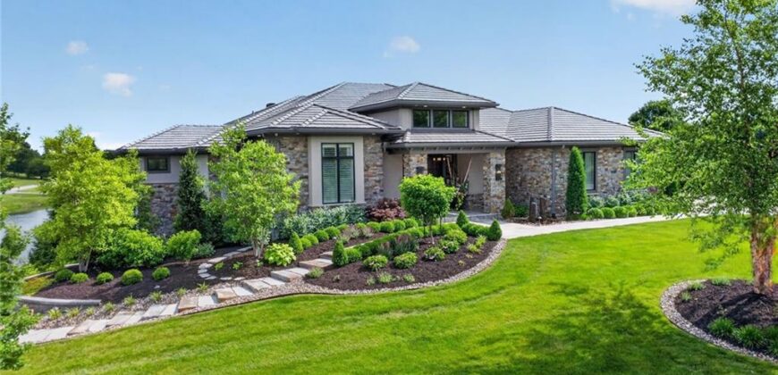 8085 Green Glades Court, Kansas City, MO 64152