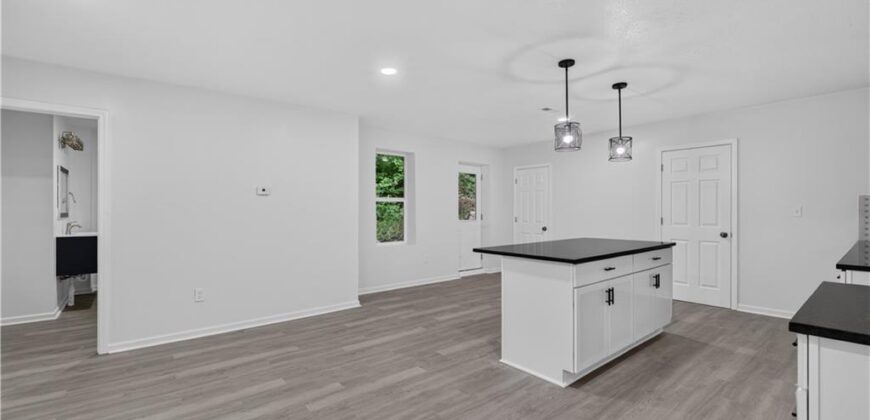 528 Caldwell Street, Excelsior Springs, MO 64024