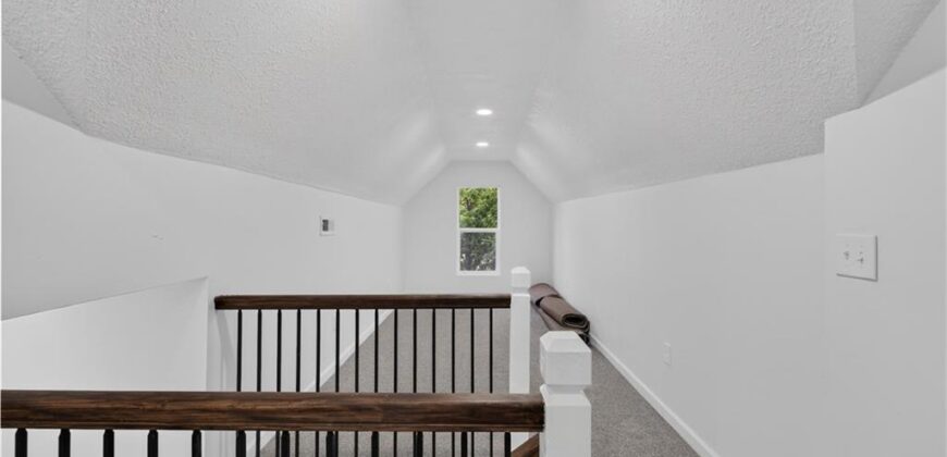528 Caldwell Street, Excelsior Springs, MO 64024