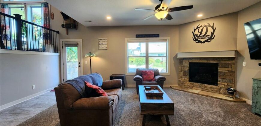 7604 N Amoret Avenue, Kansas City, MO 64151