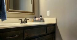7604 N Amoret Avenue, Kansas City, MO 64151
