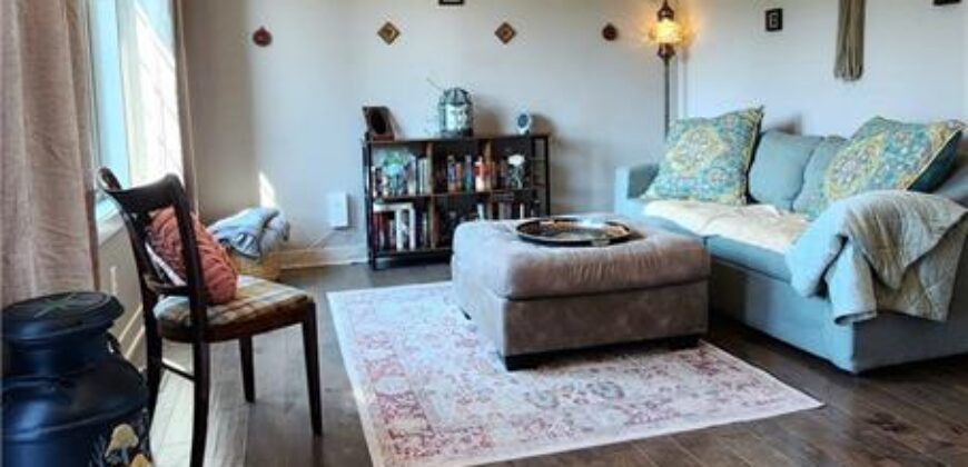 7604 N Amoret Avenue, Kansas City, MO 64151
