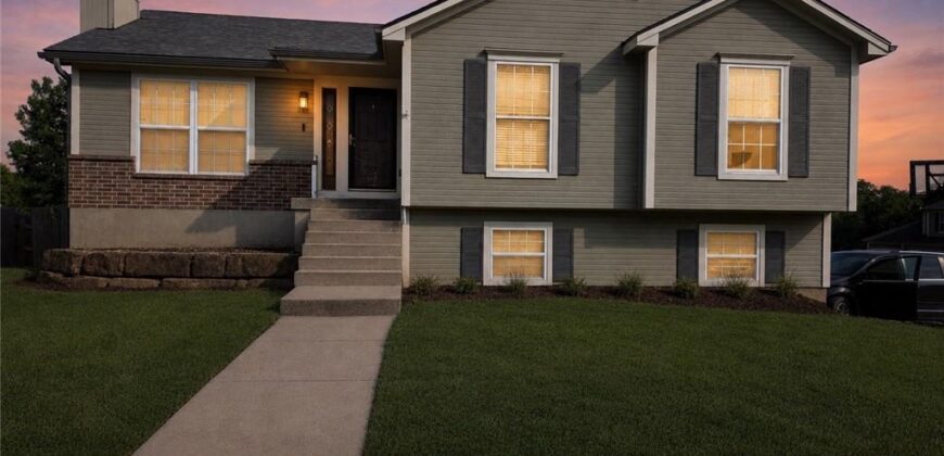 2021 Buckeye Court, Excelsior Springs, MO 64024