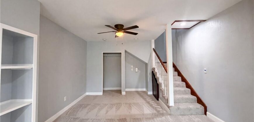 423 N Missouri Street, Liberty, MO 64068
