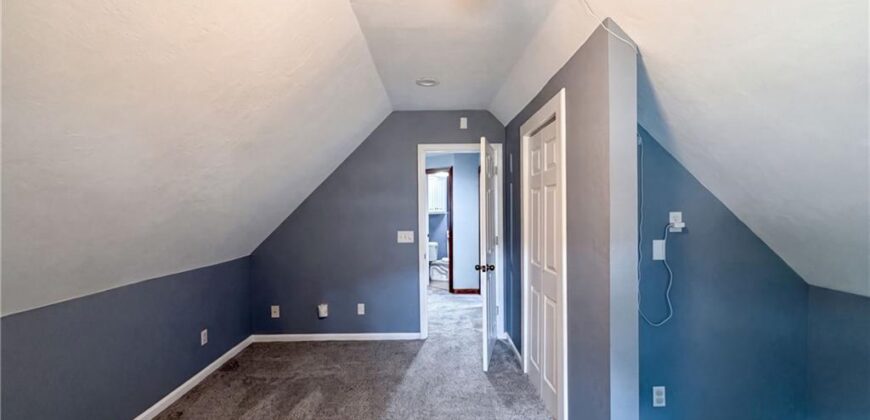 423 N Missouri Street, Liberty, MO 64068