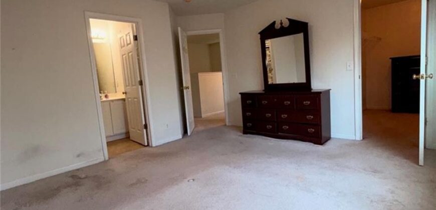 9810 NE 98th Terrace, Kansas City, MO 64157