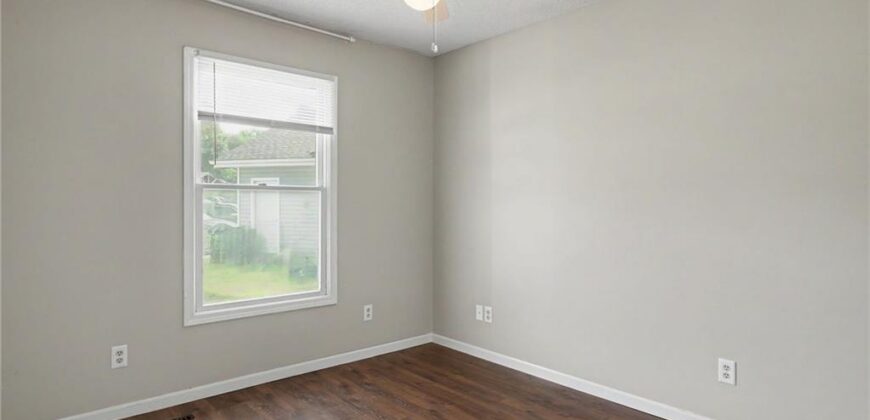 17 Sandi Circle, Dearborn, MO 64439
