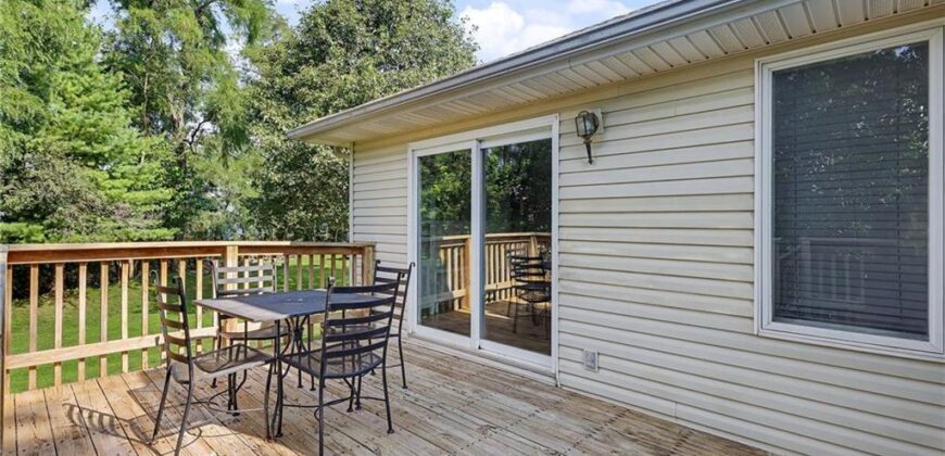 17 Sandi Circle, Dearborn, MO 64439
