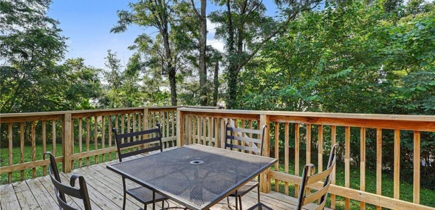17 Sandi Circle, Dearborn, MO 64439