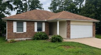 17 Sandi Circle, Dearborn, MO 64439
