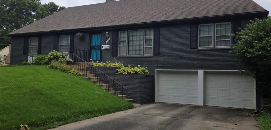4835 NE Sherwood Drive, Kansas City, MO 64119