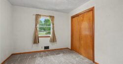108 Highland Drive, Smithville, MO 64089