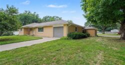 108 Highland Drive, Smithville, MO 64089