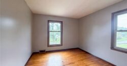 6916 N Overland Drive, Kansas City, MO 64151