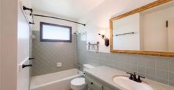 6916 N Overland Drive, Kansas City, MO 64151
