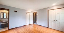 6916 N Overland Drive, Kansas City, MO 64151