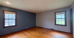 6916 N Overland Drive, Kansas City, MO 64151