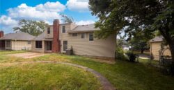 6916 N Overland Drive, Kansas City, MO 64151