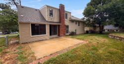 6916 N Overland Drive, Kansas City, MO 64151