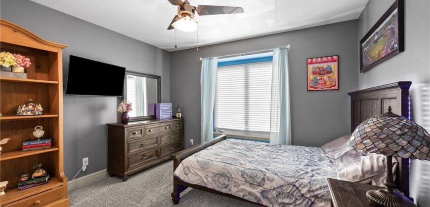 911 Chisam Road, Kearney, MO 64060