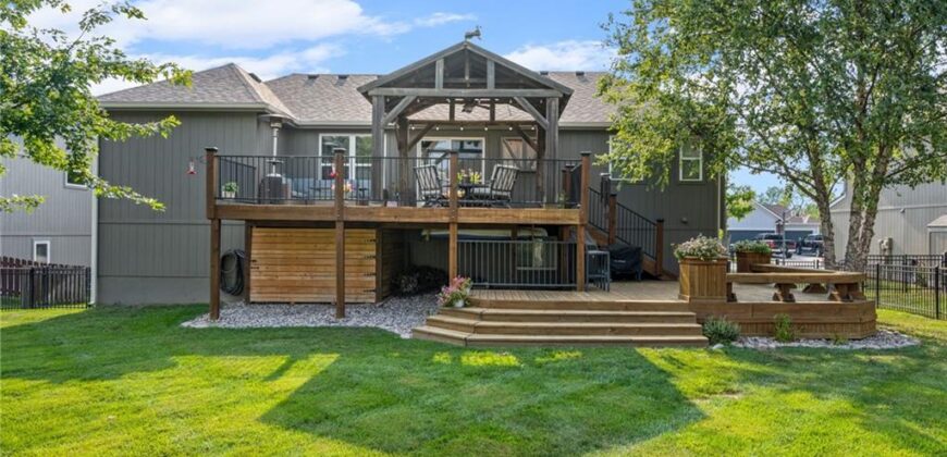 911 Chisam Road, Kearney, MO 64060